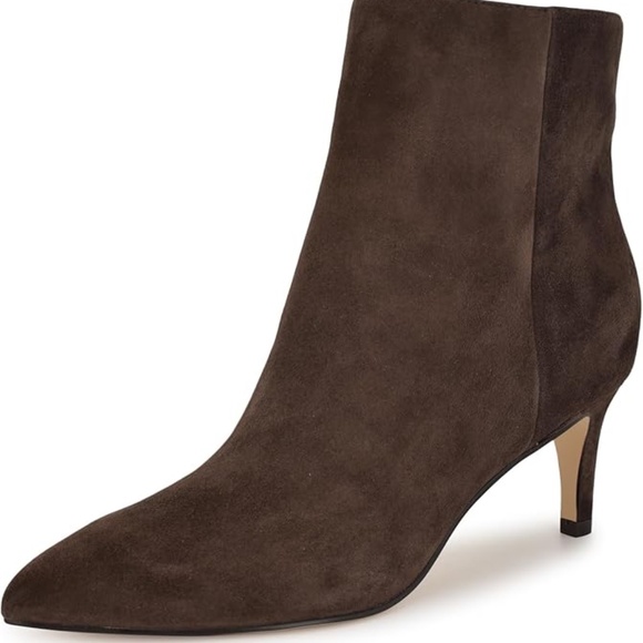 Brand New! 100% Suede, Rich Chocolate Brown Nine West Ankle boot, sz 9 w/ box - Picture 1 of 6